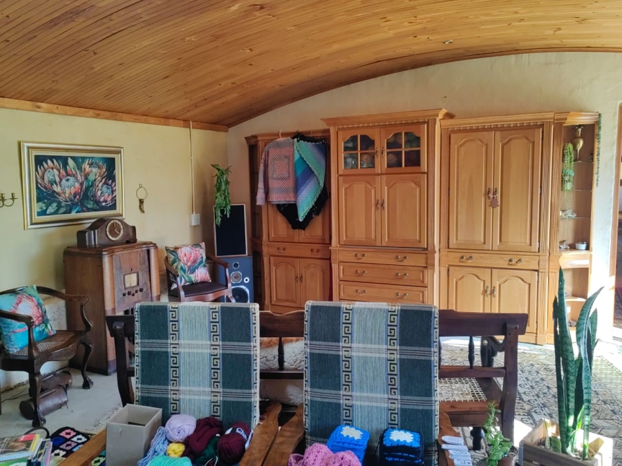 6 Bedroom Property for Sale in Joubertina Eastern Cape